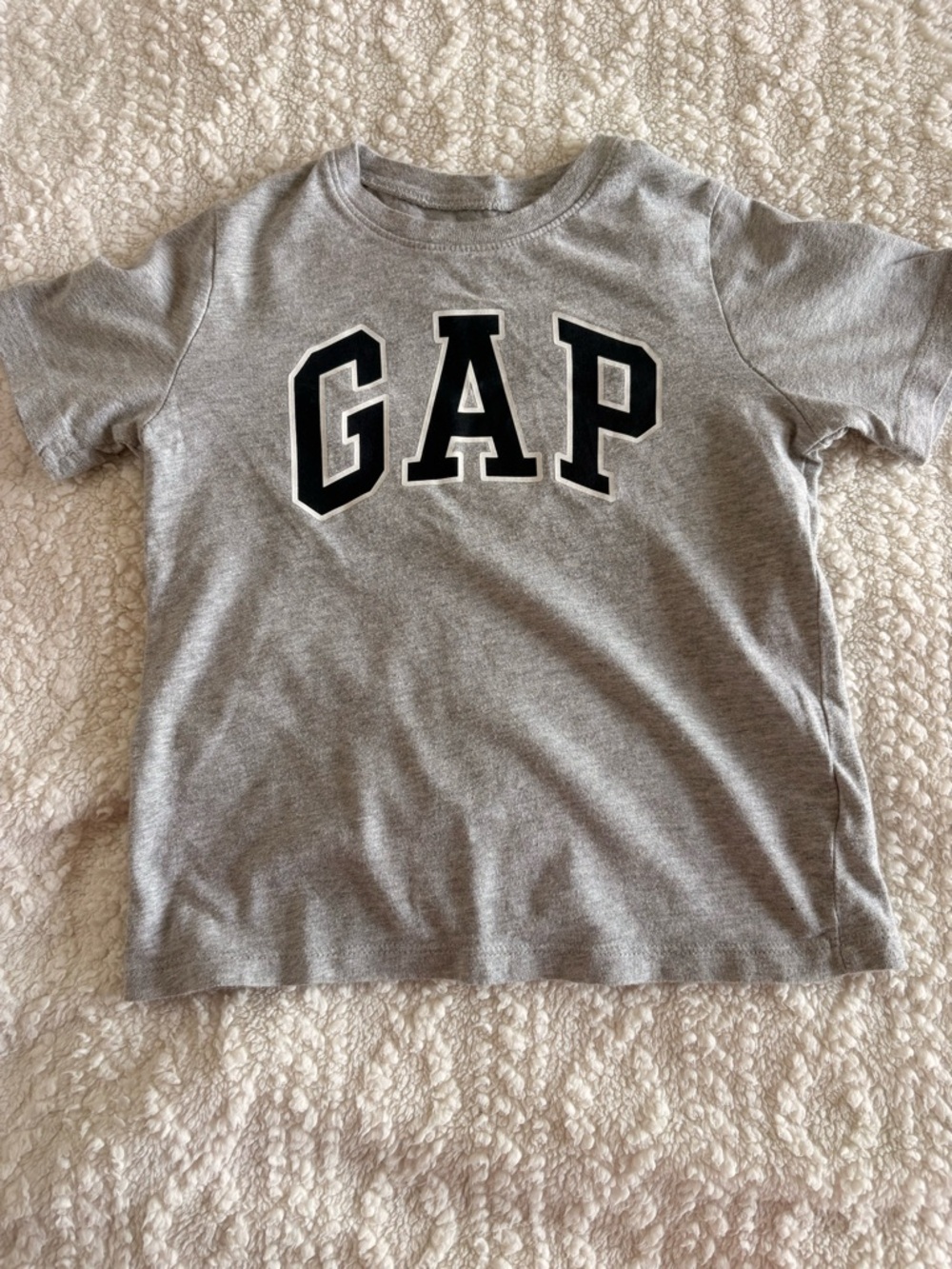 GAP Gray Tee with Black Logo - Kids Short Sleeve